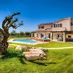 Villa Edison